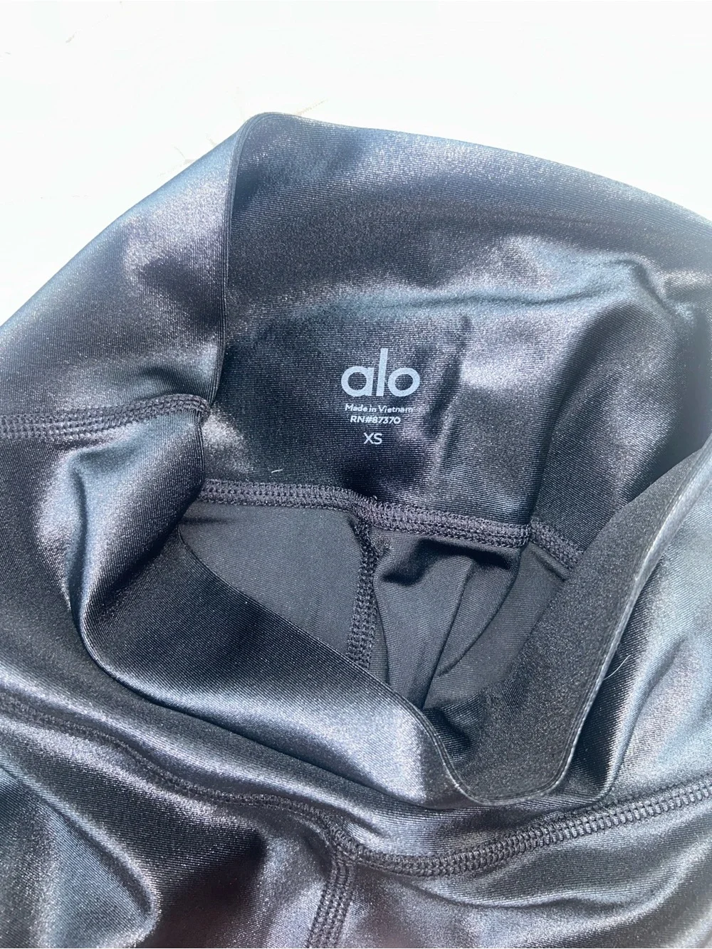 Alo High Waist Shine Legging
